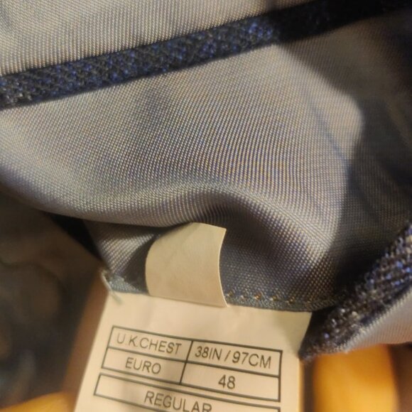Moss London 38R 32w navy check slim fit suit half lined 100% fine merino wool - Picture 3 of 8